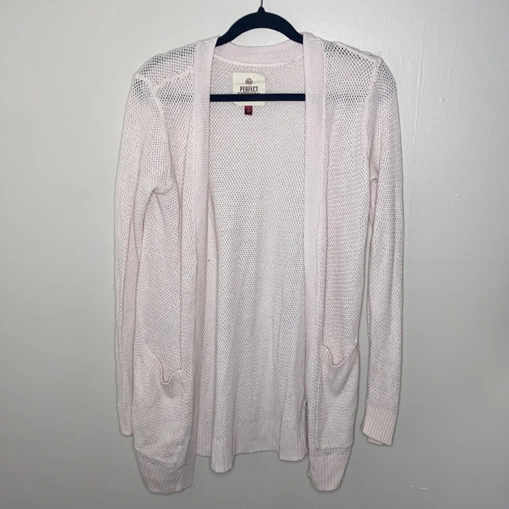 🎈Blush pink cardigan with pockets! - Picture 2 of 7